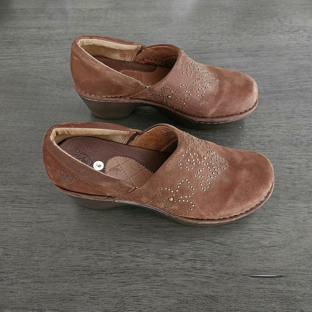 Ariat Strathmore Clogs Brown Nubuck Leather Floral Studded Mule Women's 9 - Picture 3 of 10